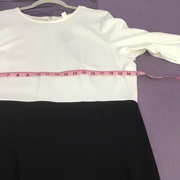 Woman’s Dress - Picture 5 of 12